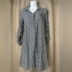Old Navy Black and White Plaid Long Sleeve Dress